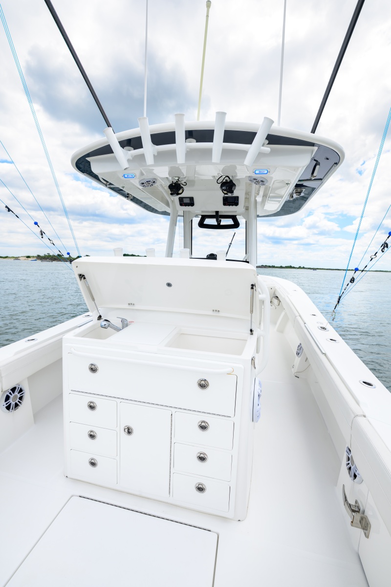 2022 Regulator 34 CC