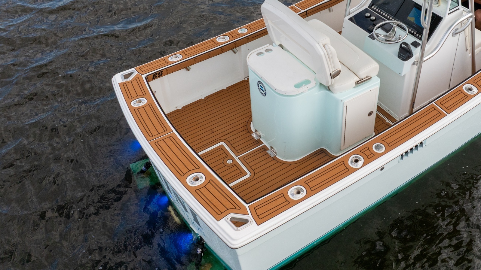 2009 Bimini 24 Center Console