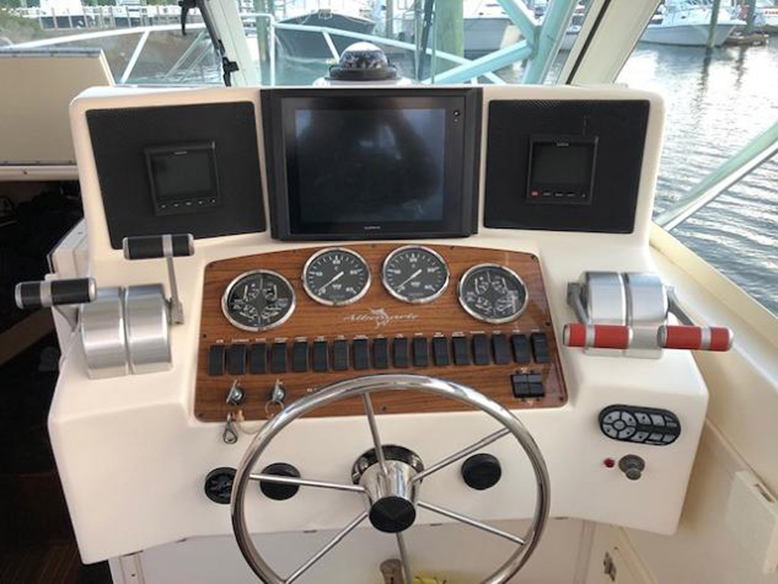 Pangloss 32ft Albemarle Yacht For Sale