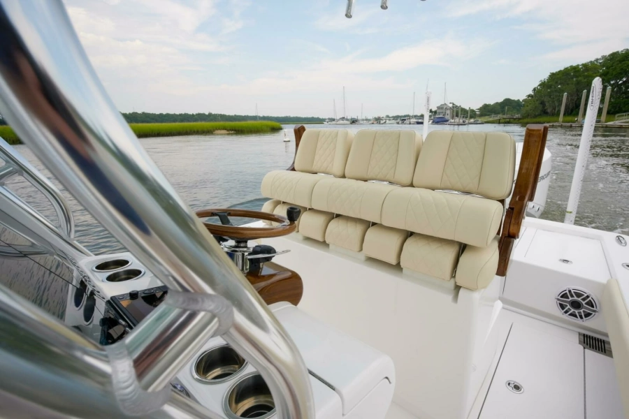 2025 Valhalla Boatworks V-28 Bay