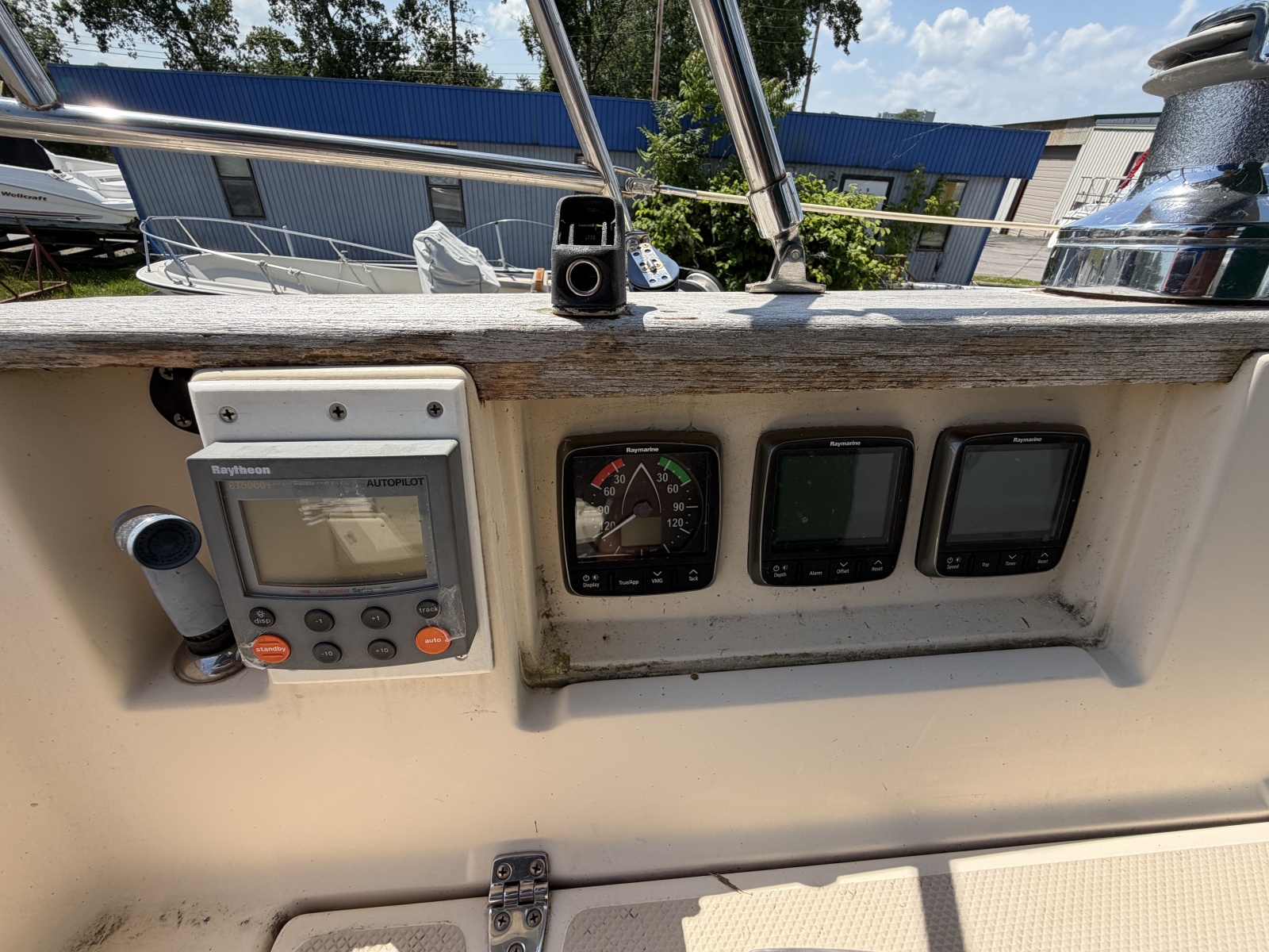 2000 Island Packet 320