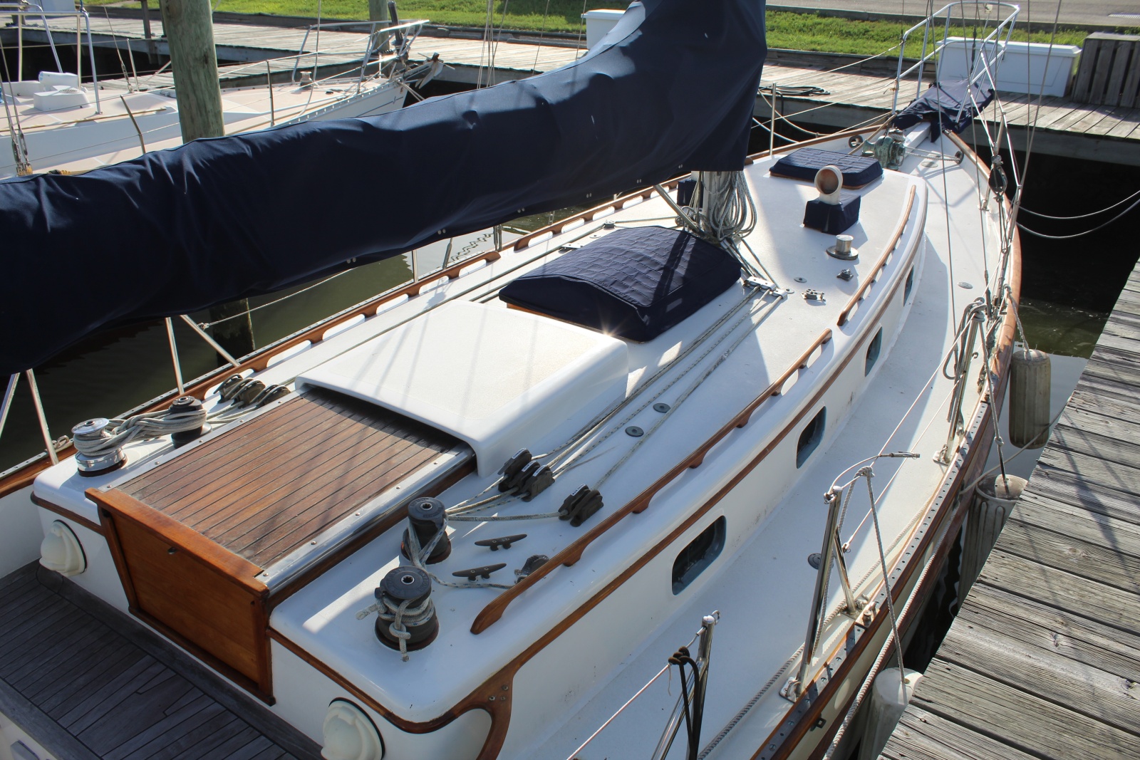 1981 Cape George 36' Cutter