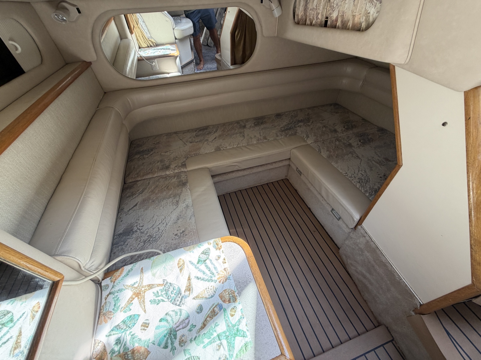 1996 Sea Ray 330 Sundancer