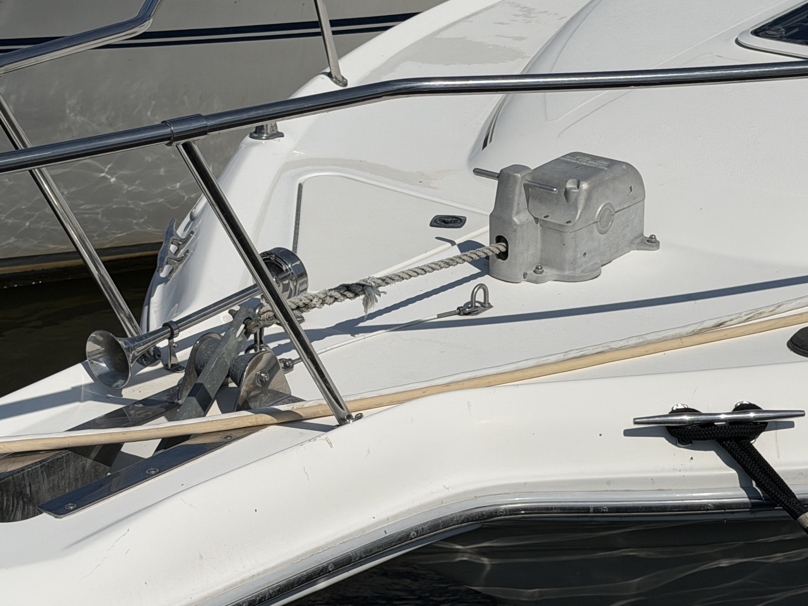 1996 Sea Ray 330 Sundancer