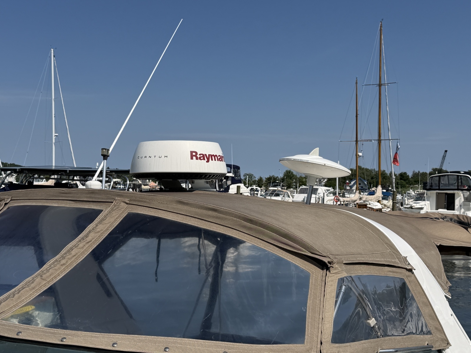 1996 Sea Ray 330 Sundancer