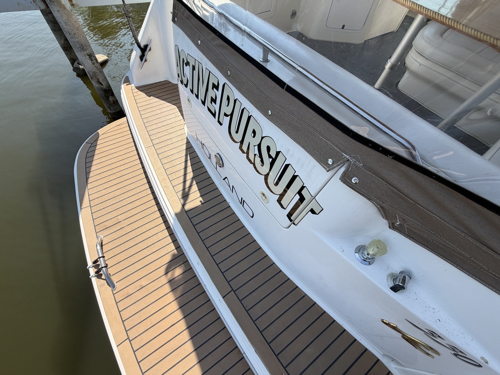 1996 Sea Ray 330 Sundancer