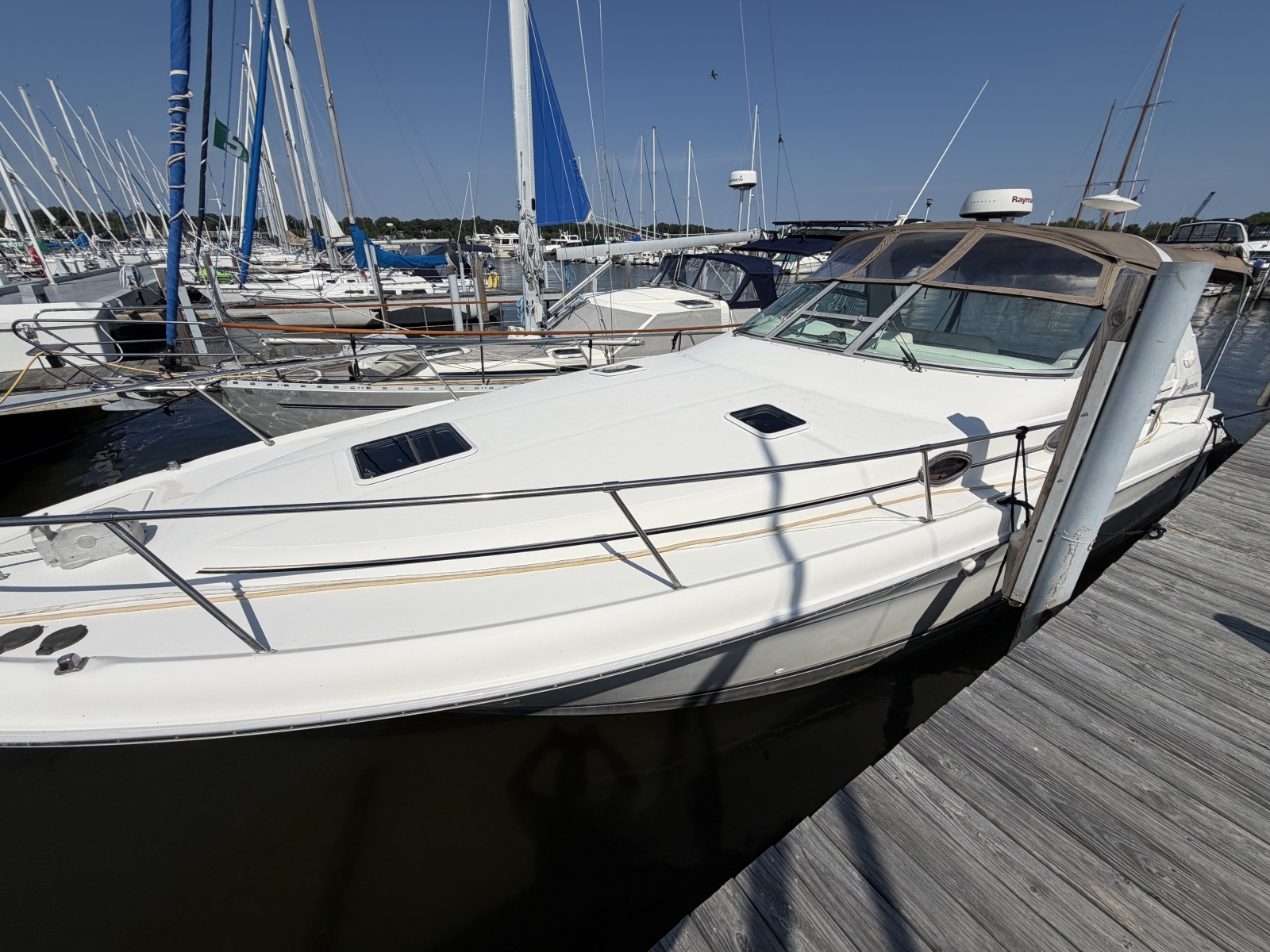 1996 Sea Ray 330 Sundancer
