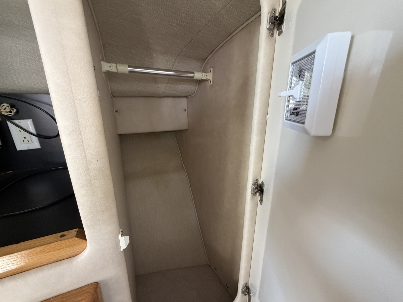 1996 Sea Ray 330 Sundancer