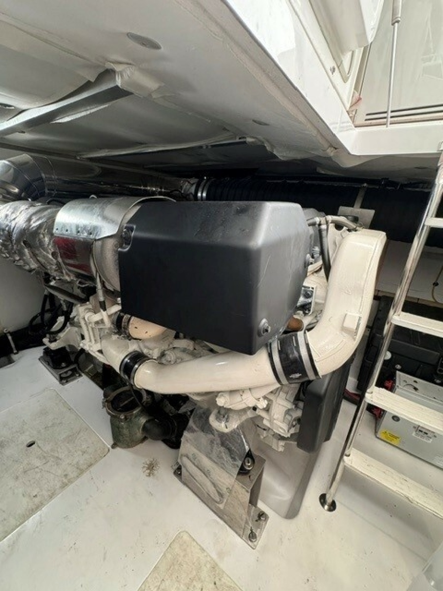 2023 Azimut 50FLY