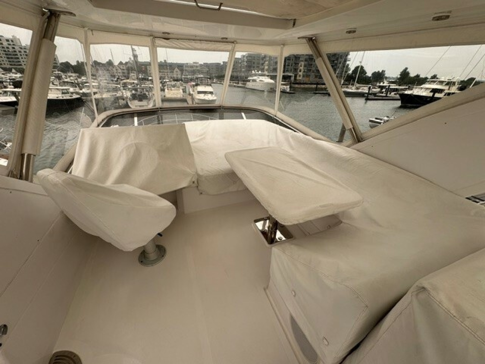 2023 Azimut 50FLY
