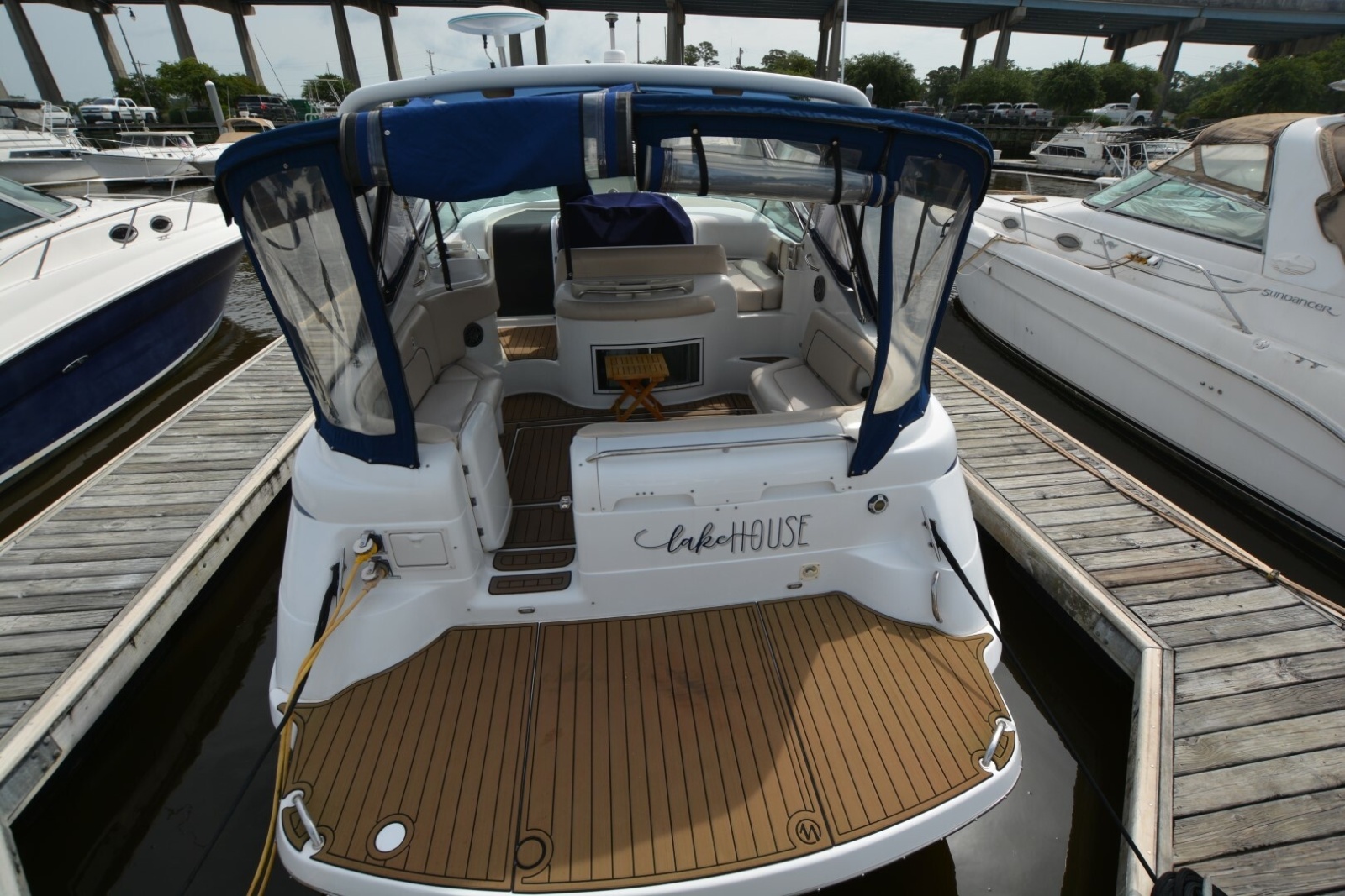 2001 Chris-Craft 328