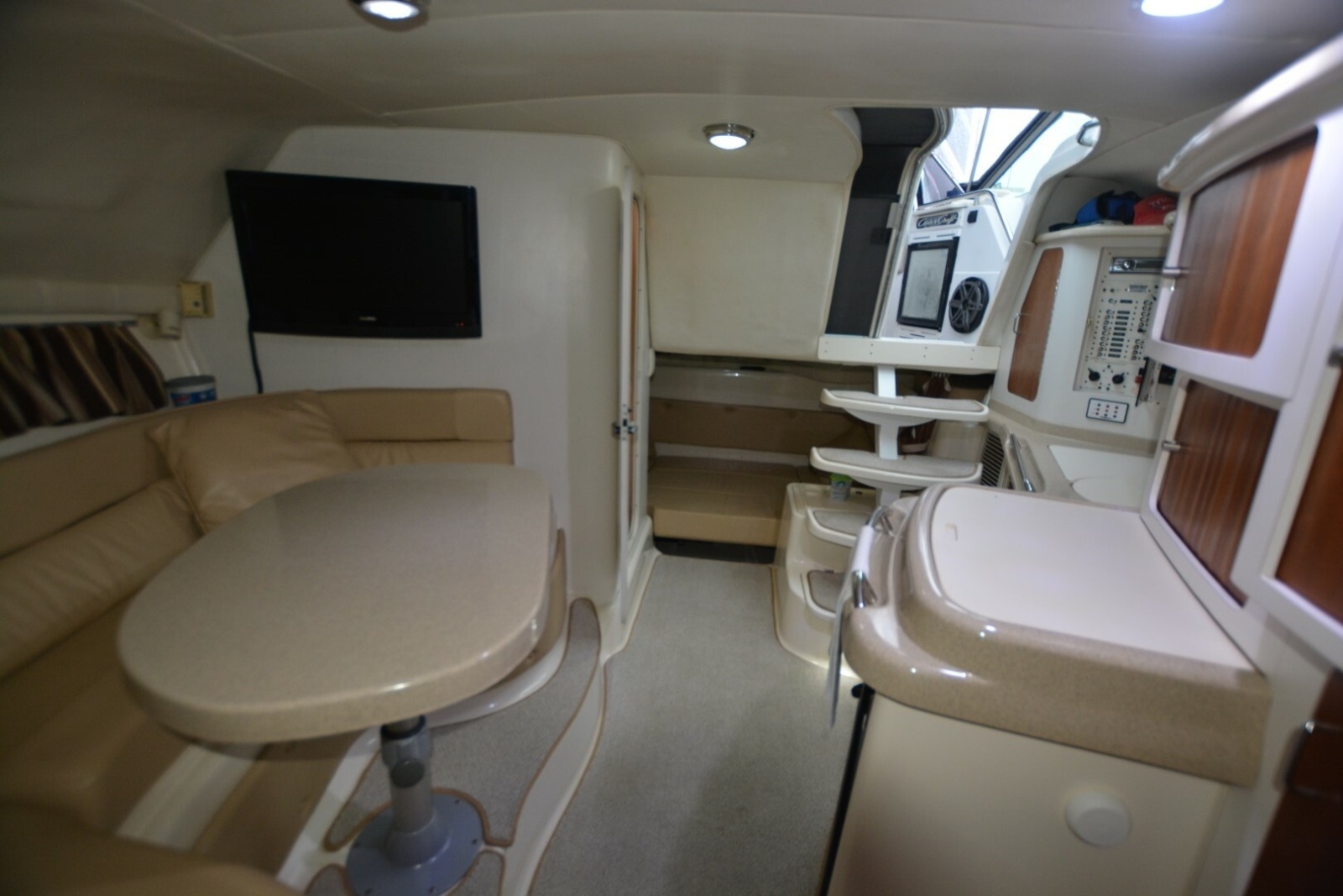 2001 Chris-Craft 328