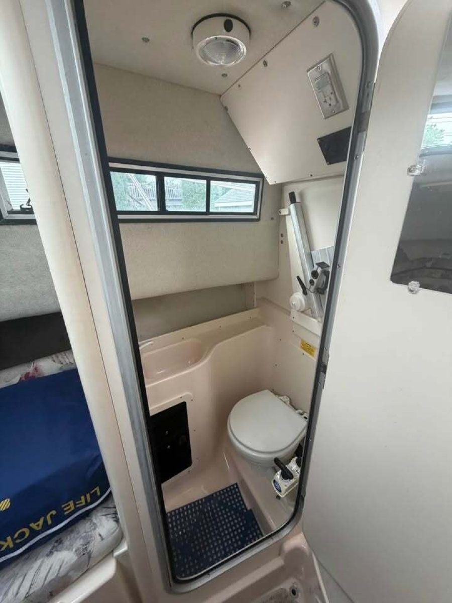 27ft Grady White Yacht For Sale