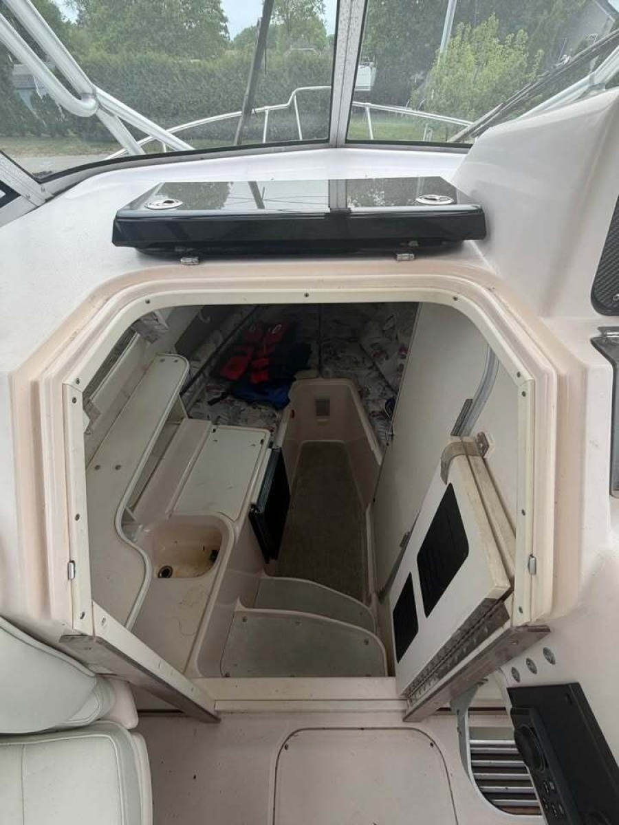 27ft Grady White Yacht For Sale