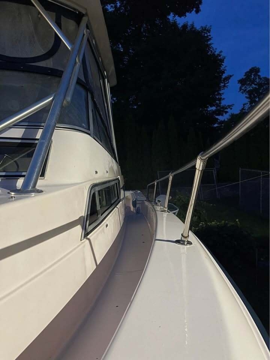 27ft Grady White Yacht For Sale