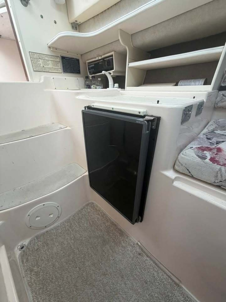 27ft Grady White Yacht For Sale