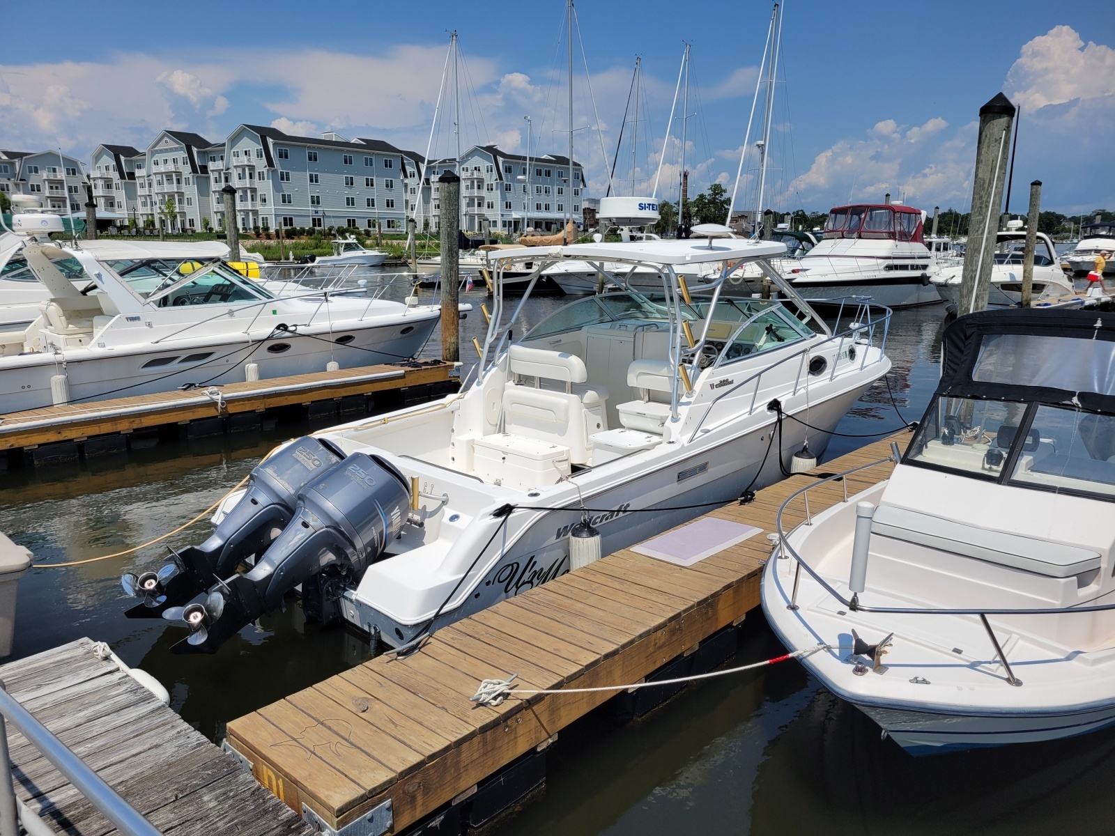 U n Me     30ft Wellcraft Yacht For Sale