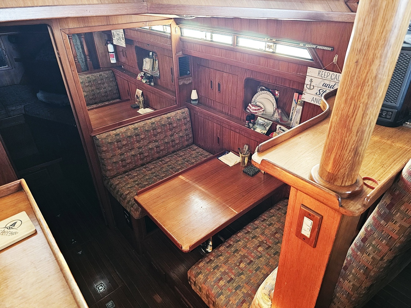 1988 President 37 Aft Cabin