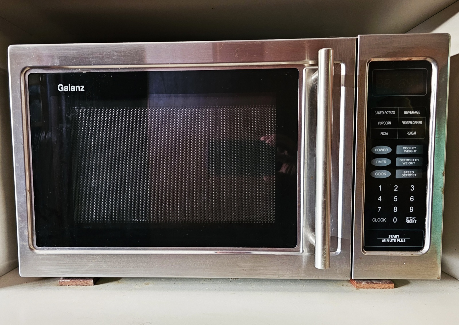 1988 President 37 Aft Cabin