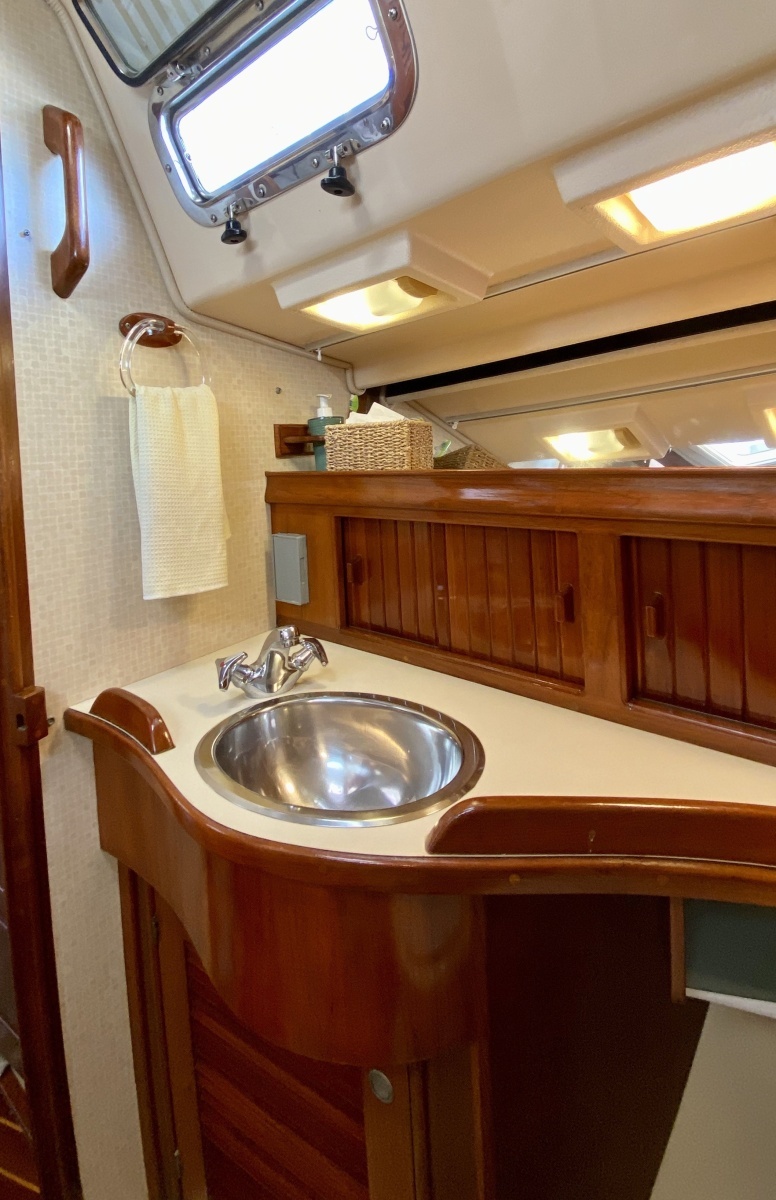 Second Spray 40ft Island Packet Yacht For Sale