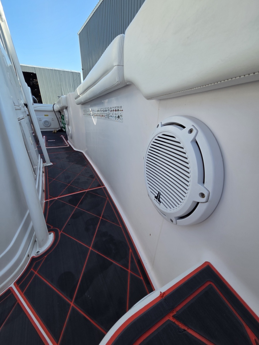 Zugzwang 35ft Donzi Yacht For Sale