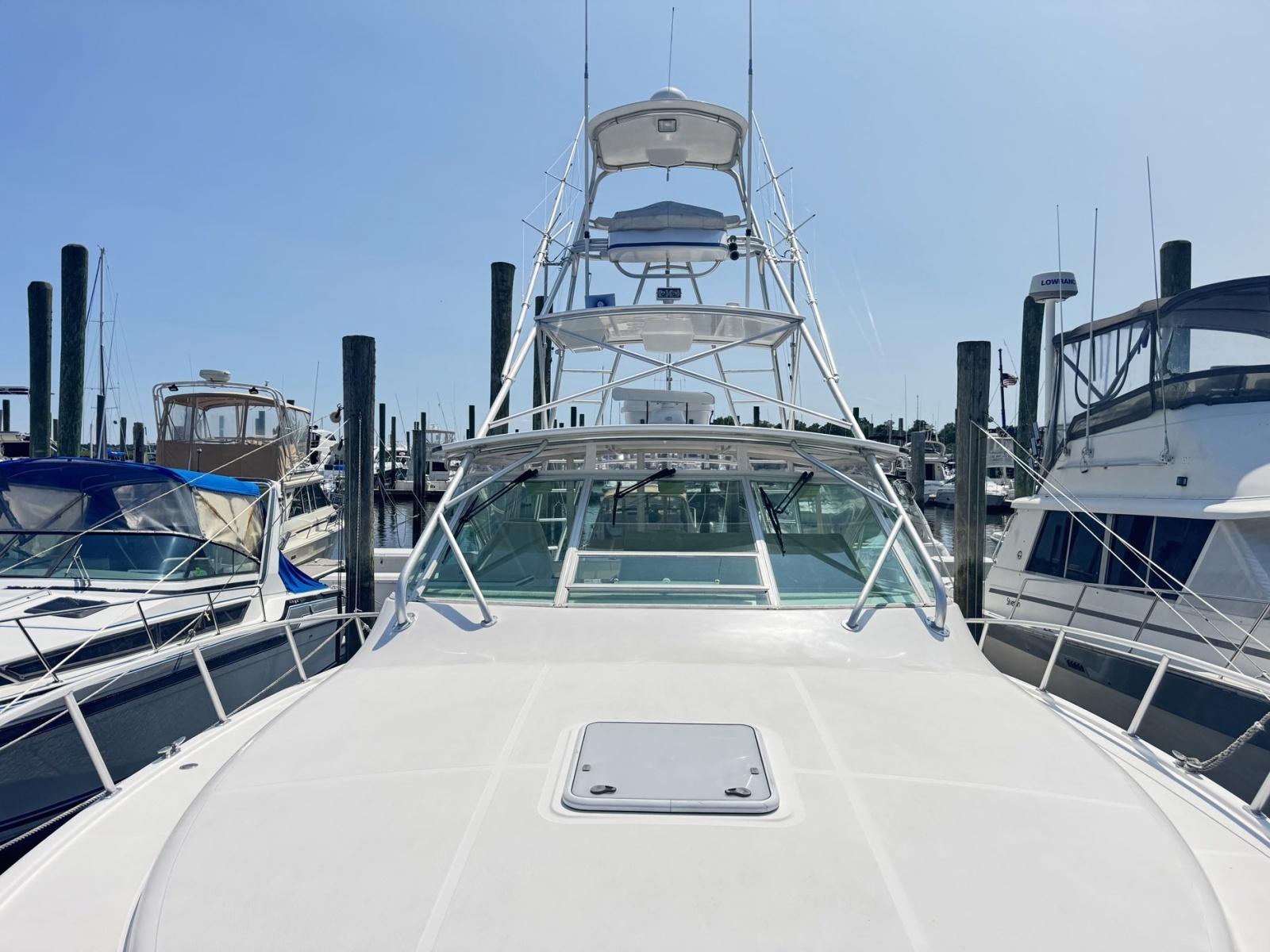 2005 Cabo 40 Express