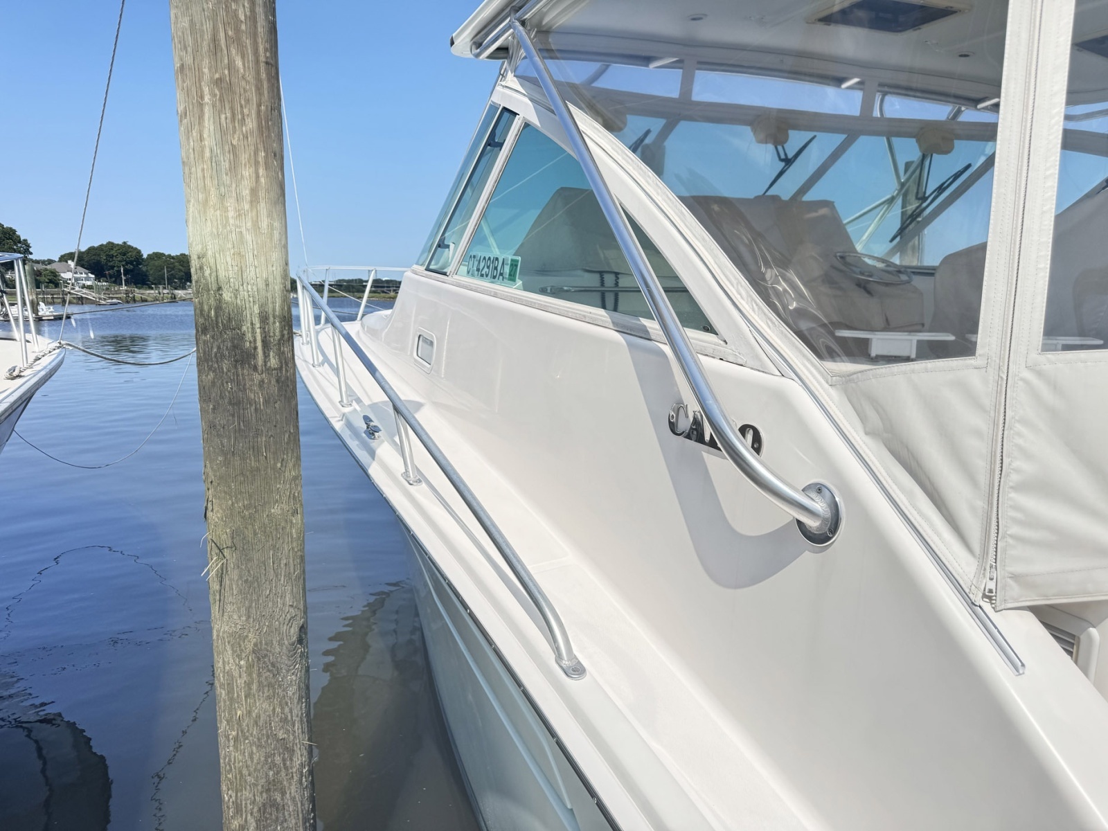 2005 Cabo 40 Express
