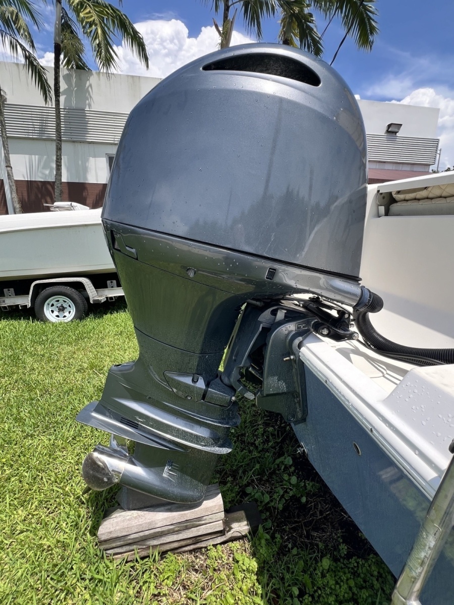 2019 Cobia Sport Fisherman