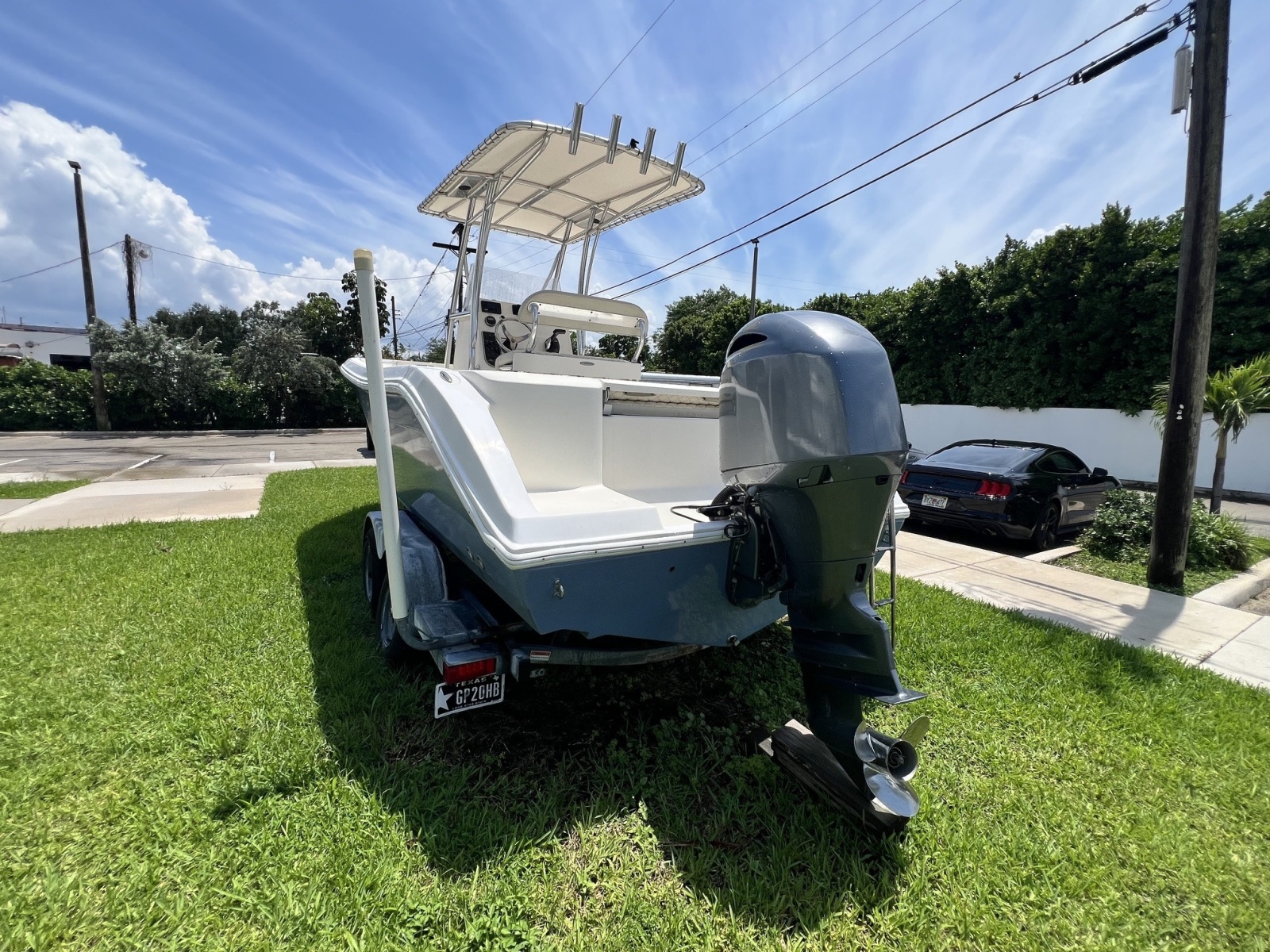 2019 Cobia Sport Fisherman