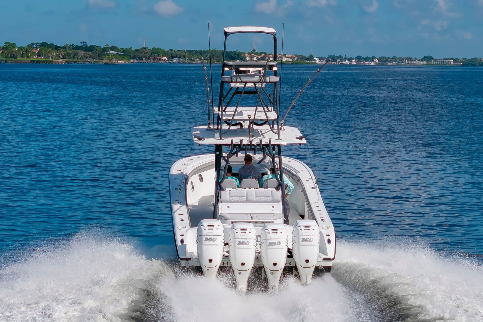 Imgi_18_2015 Yellowfin 39 Offshore Power 10265196 20260728074543269 7