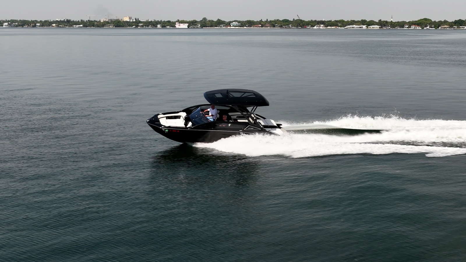 2025 Yamaha Boats 275SD