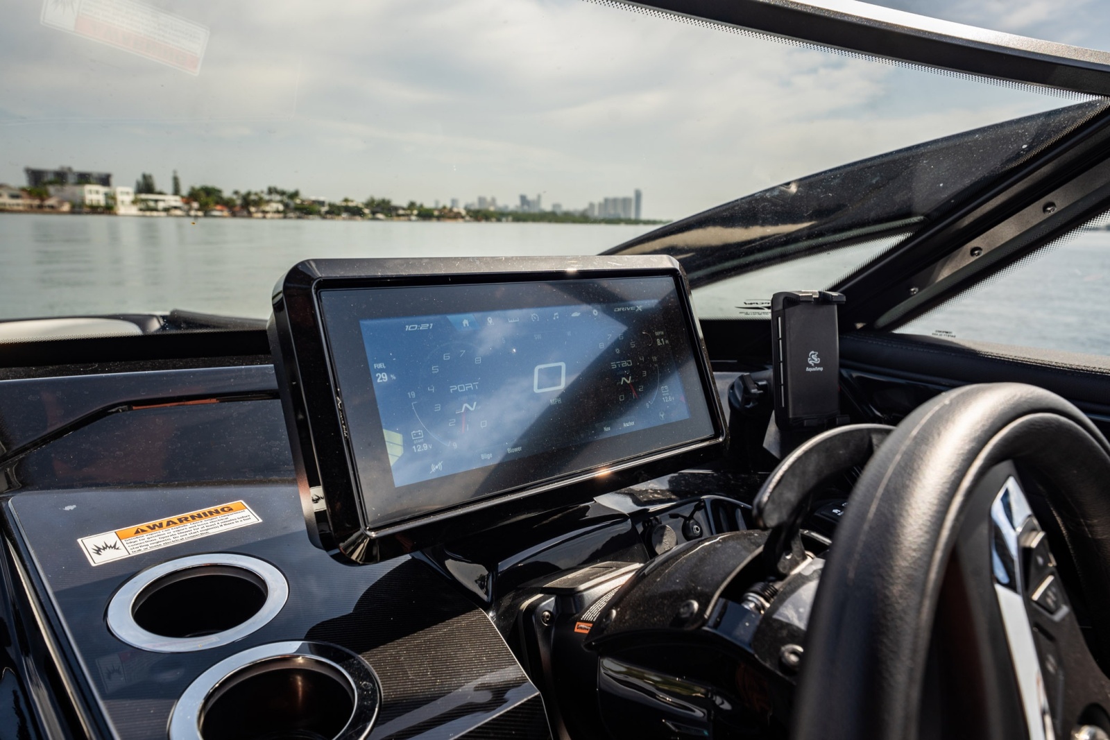 2025 Yamaha Boats 275SD