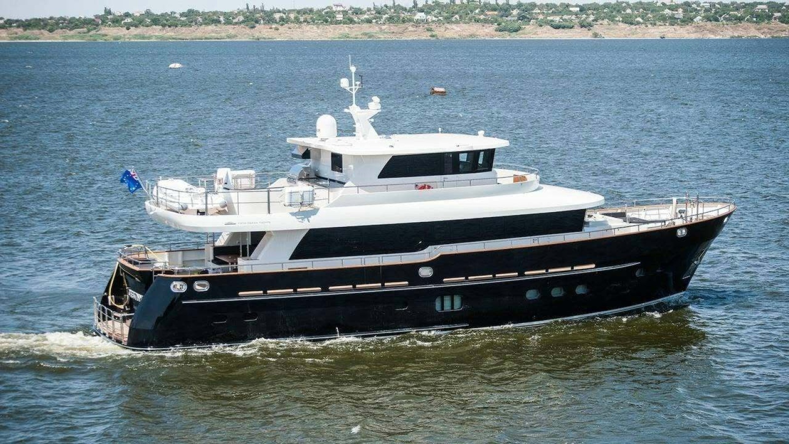 2014 Fifth Ocean Yachts Displacement Explorer