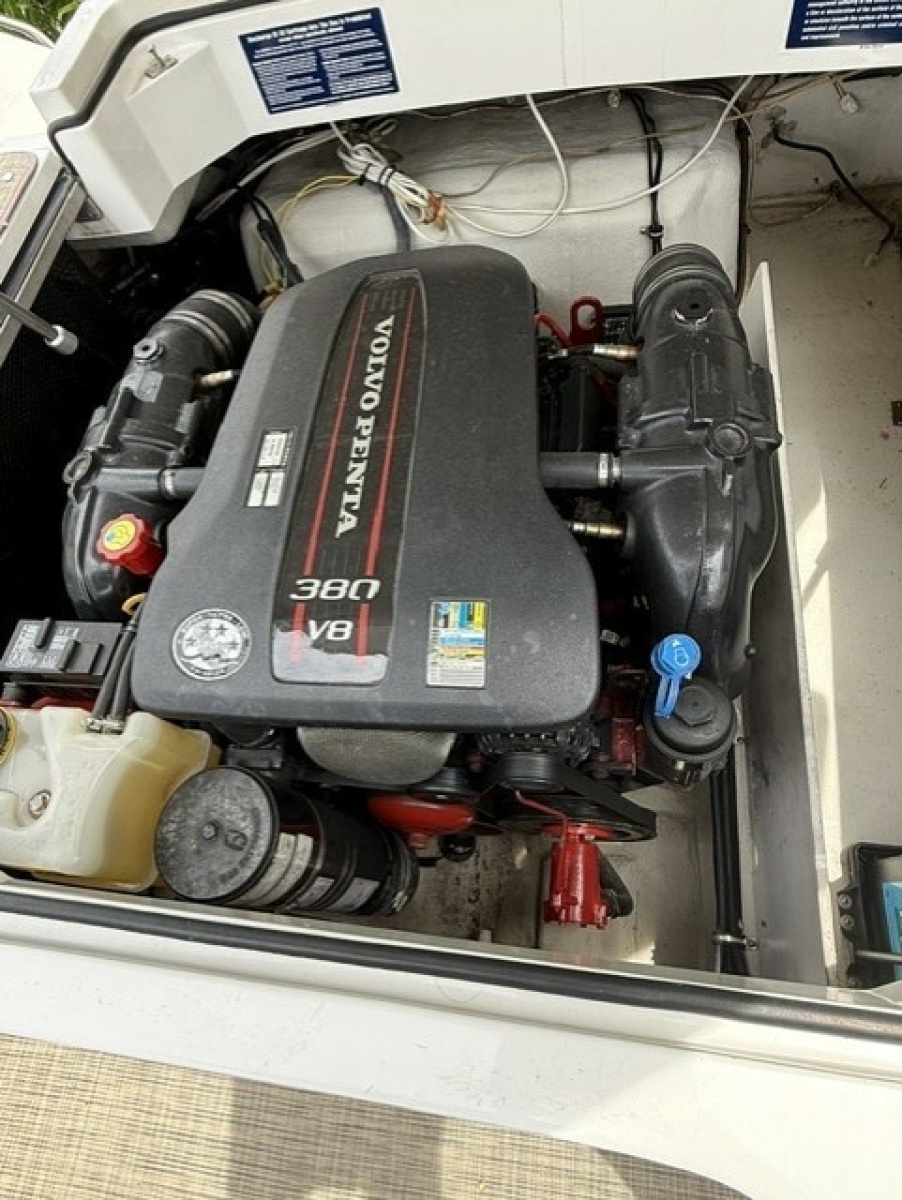 27ft Cobalt Yacht For Sale