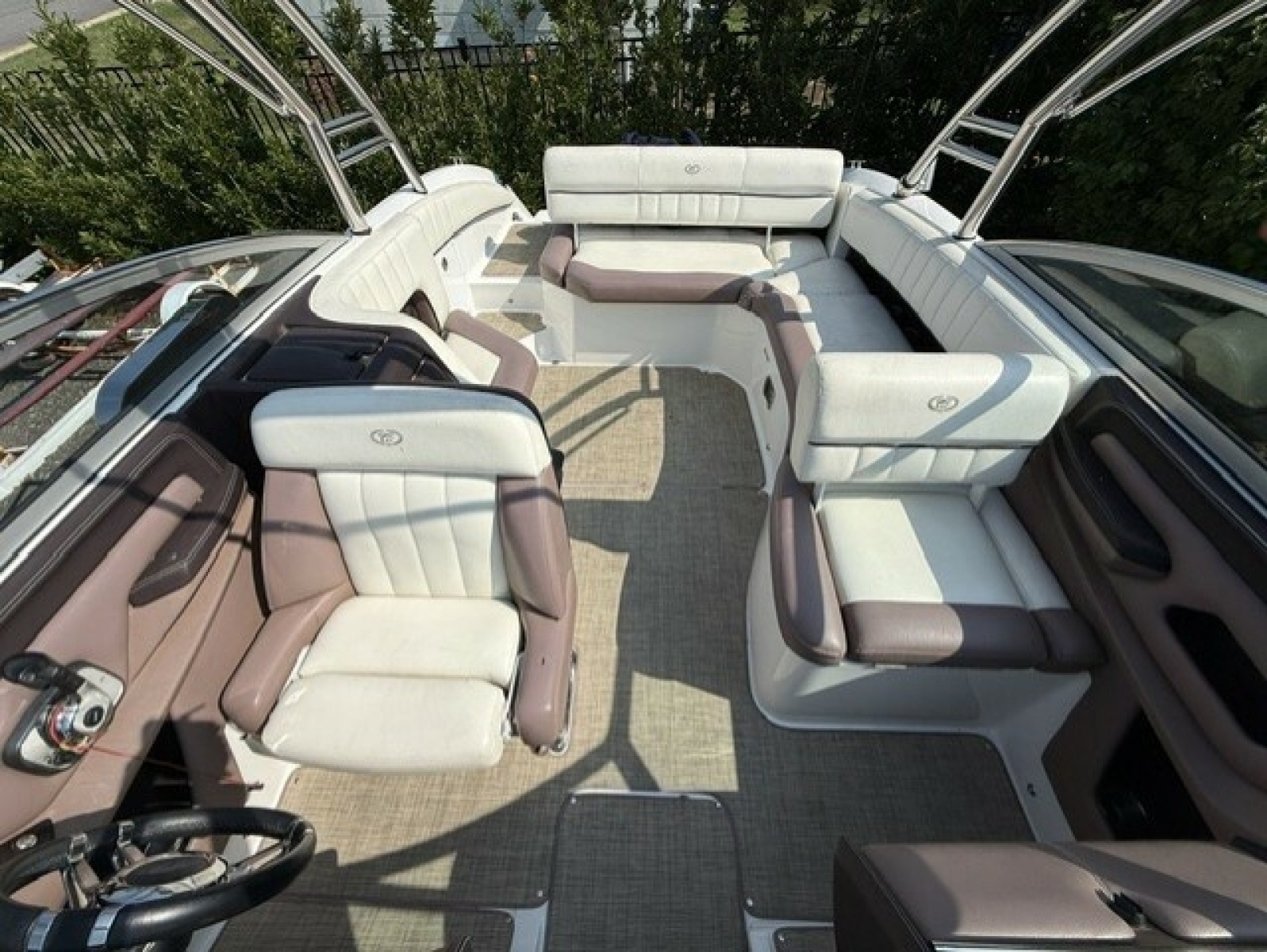 27ft Cobalt Yacht For Sale