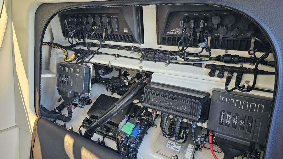 2024 Nor-Tech 390 Sport Center Console