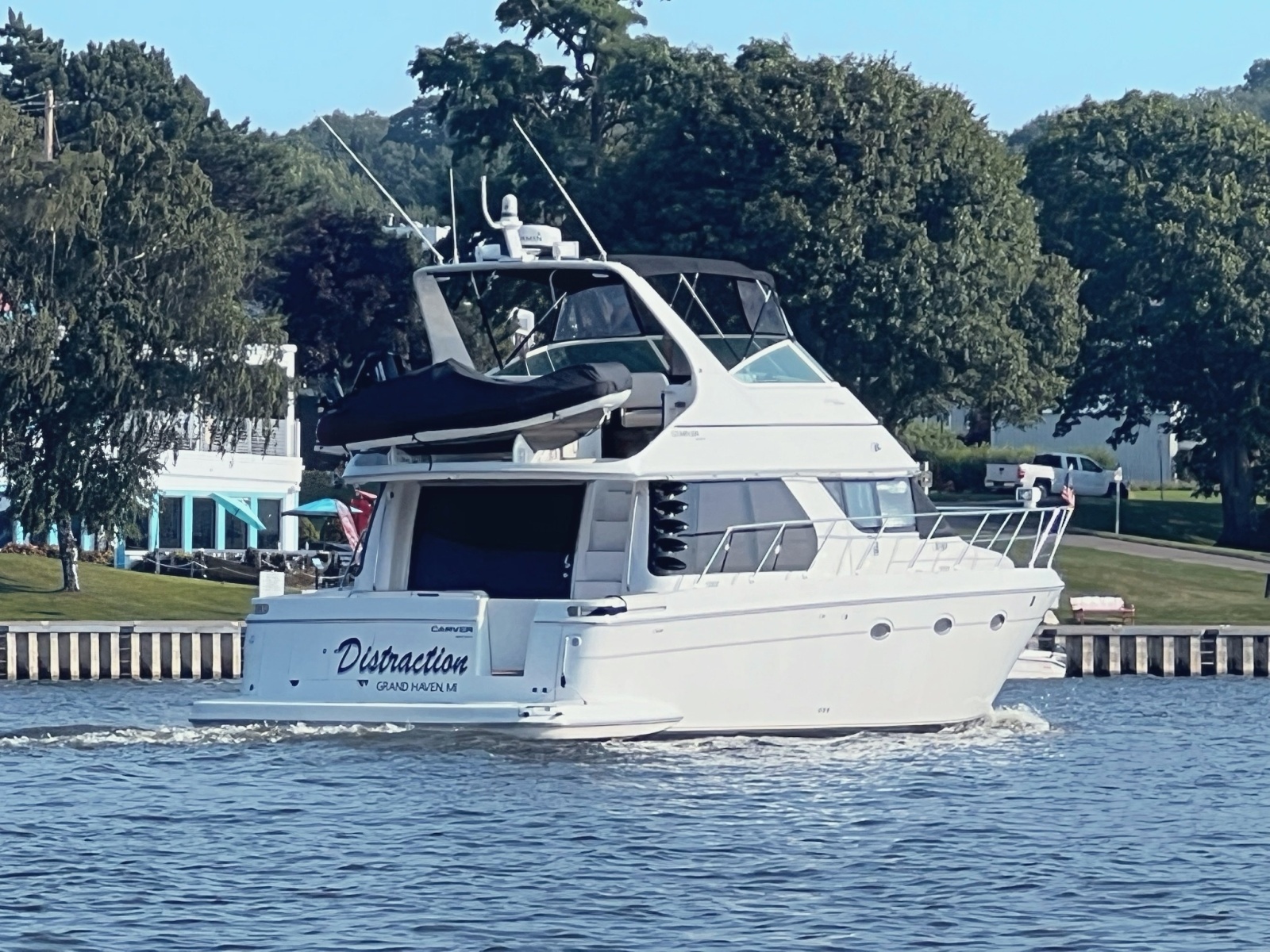1999 Carver 450 Voyager Pilothouse