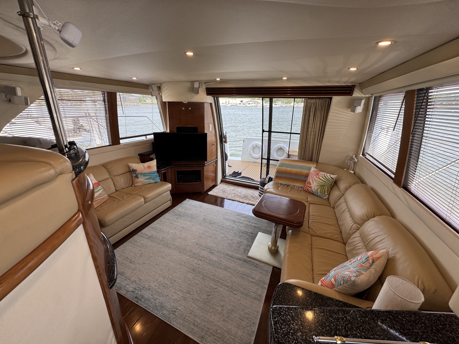 1999 Carver 450 Voyager Pilothouse