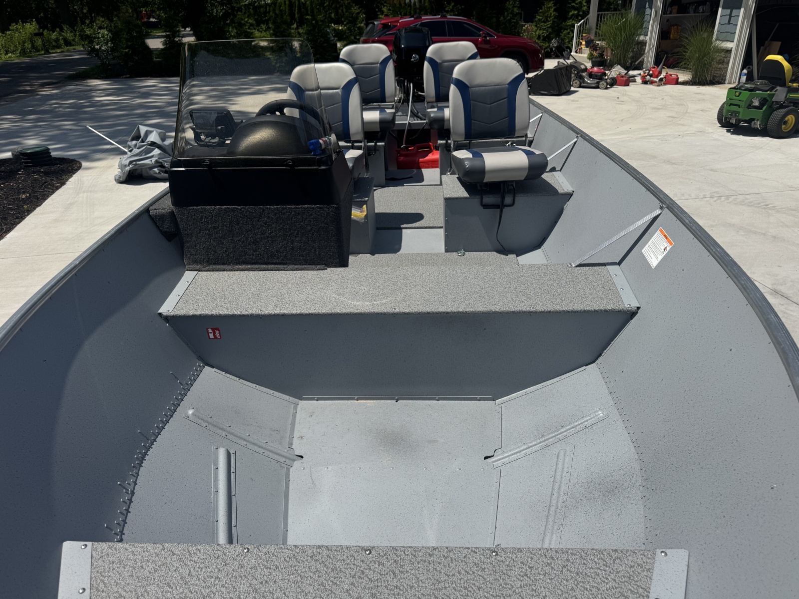 2025 Lund SSV-18