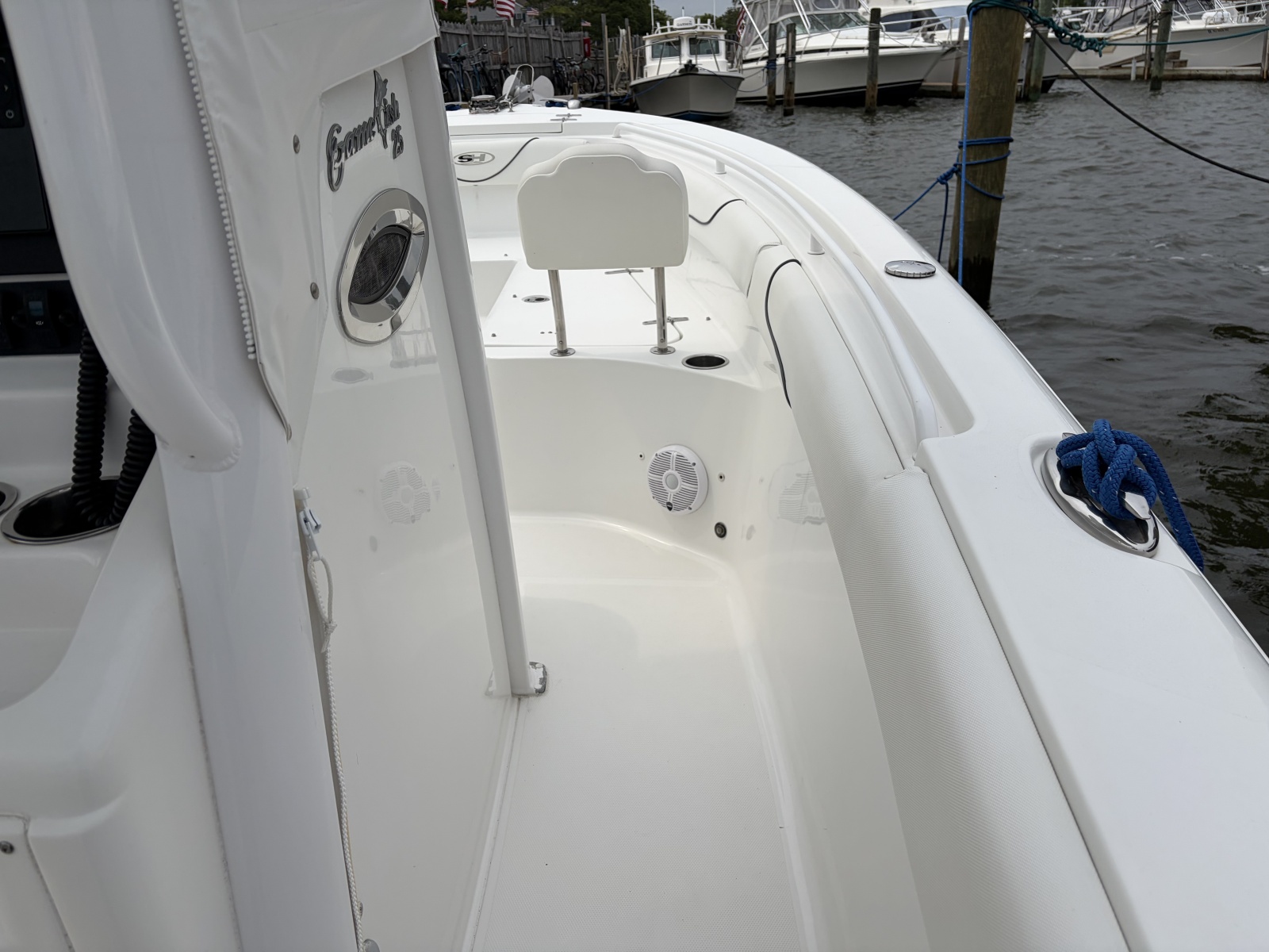 2016 Sea Hunt Gamefish 25