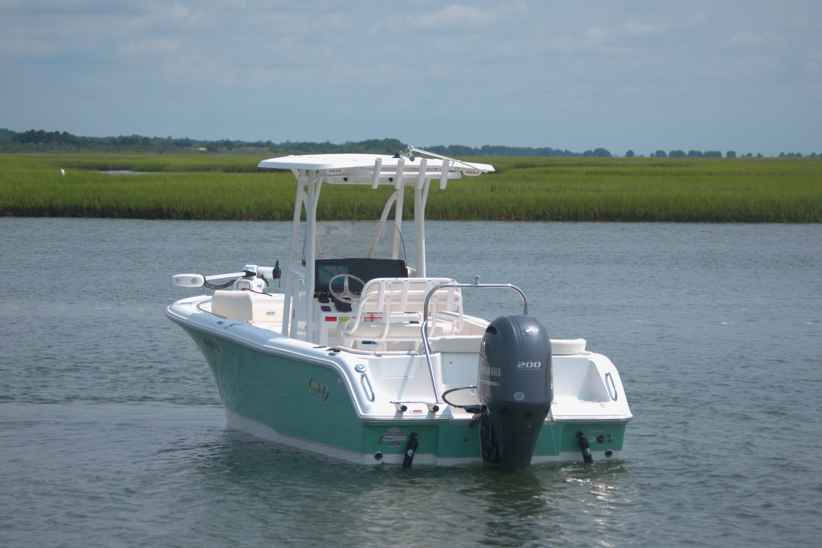 2023 Sea Hunt Ultra 234
