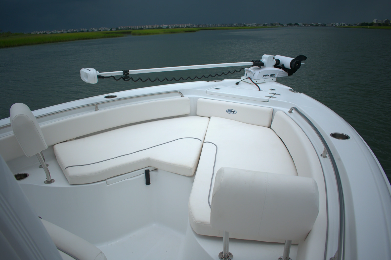 2023 Sea Hunt Ultra 234