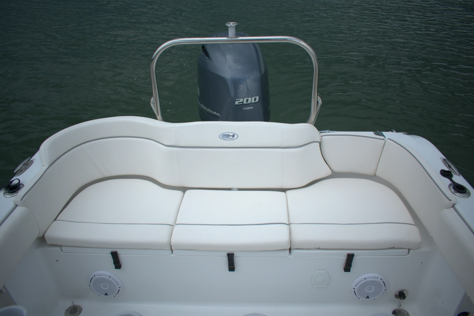 2023 Sea Hunt Ultra 234