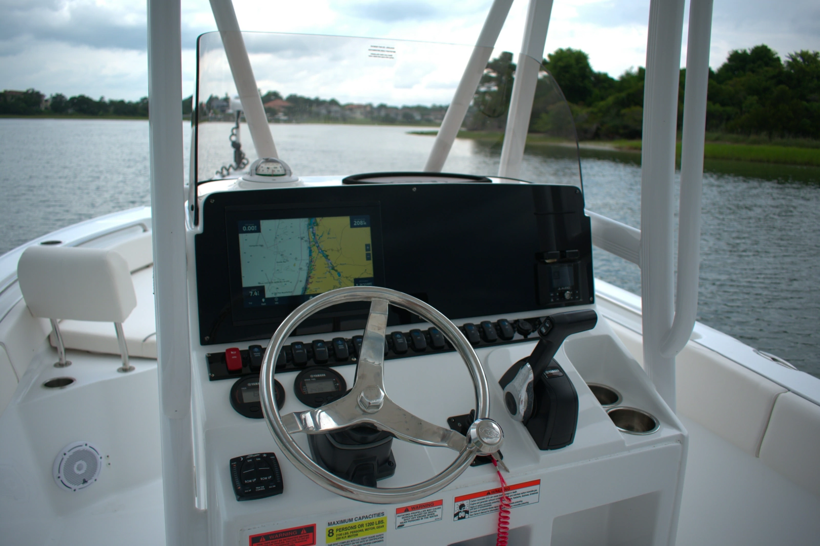 2023 Sea Hunt Ultra 234