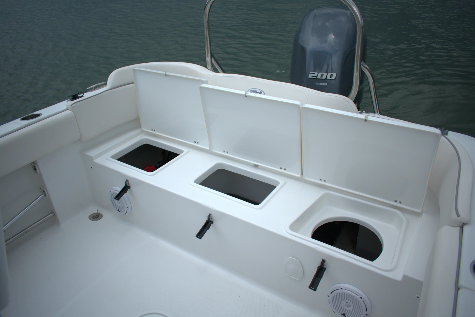 2023 Sea Hunt Ultra 234