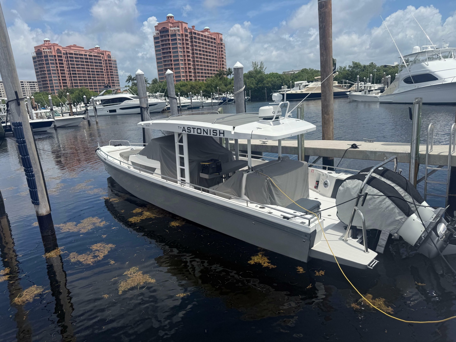 2017 Axopar 37 Sun-Top