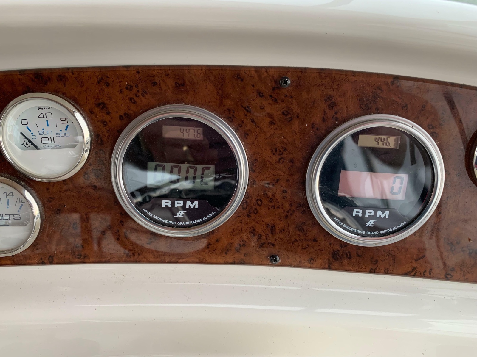 2004 Silverton 410 Sport Bridge