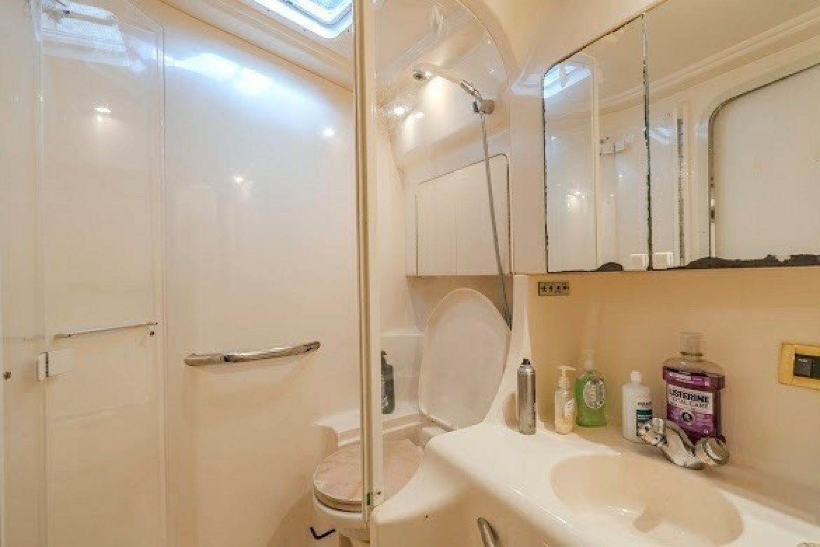 1999 Sea Ray 380 Sundancer