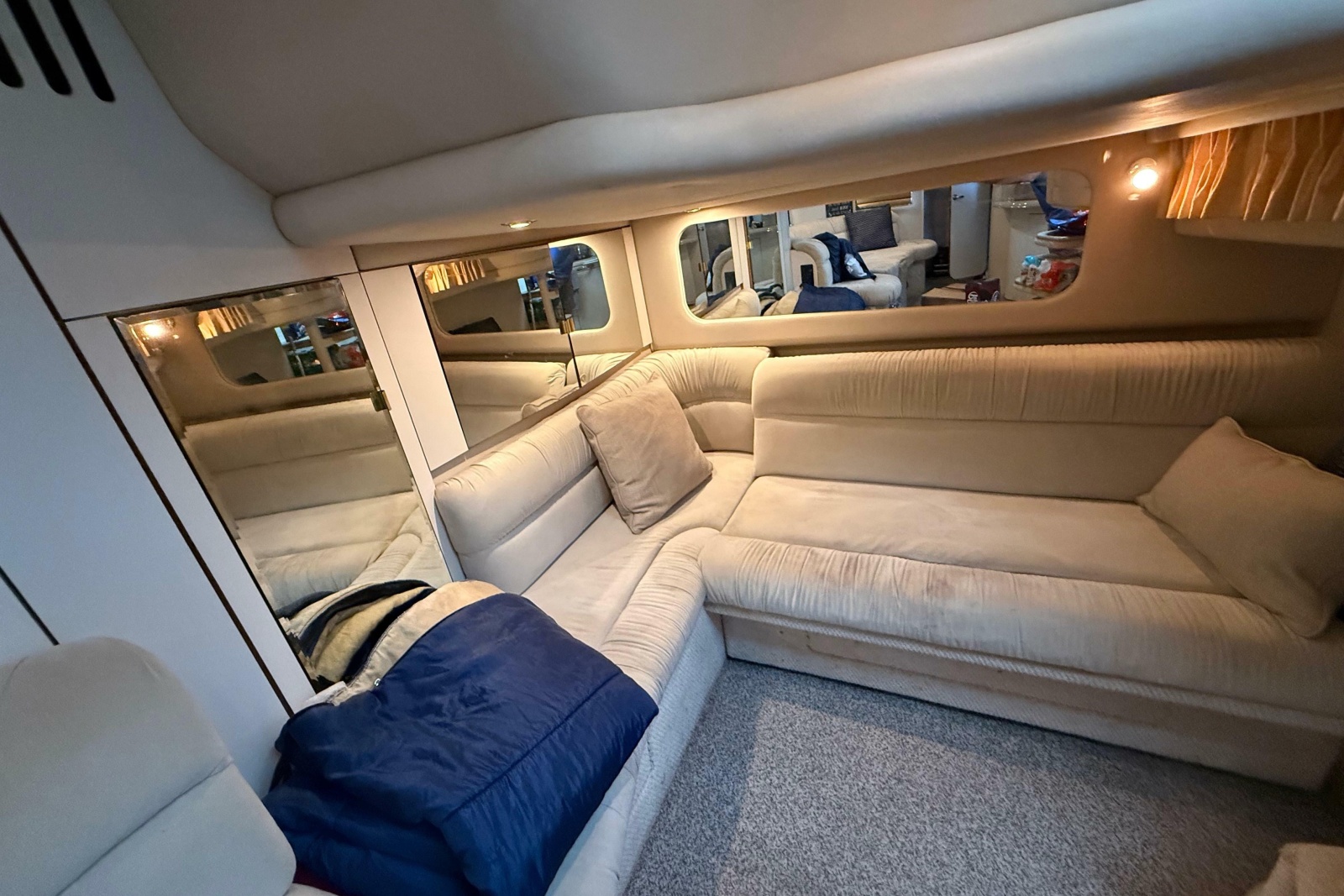 1999 Sea Ray 380 Sundancer