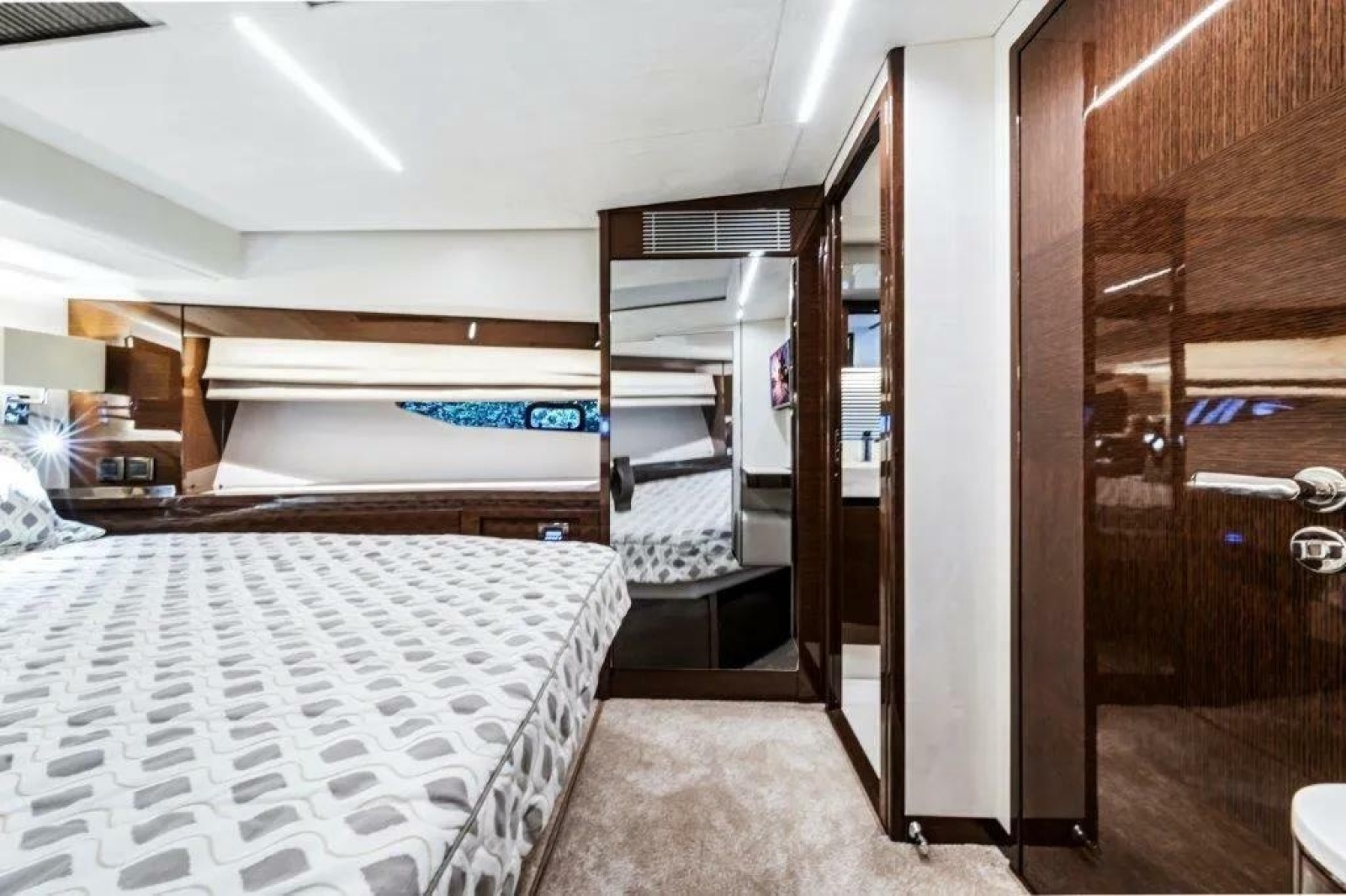 59ft Prestige Yacht For Sale